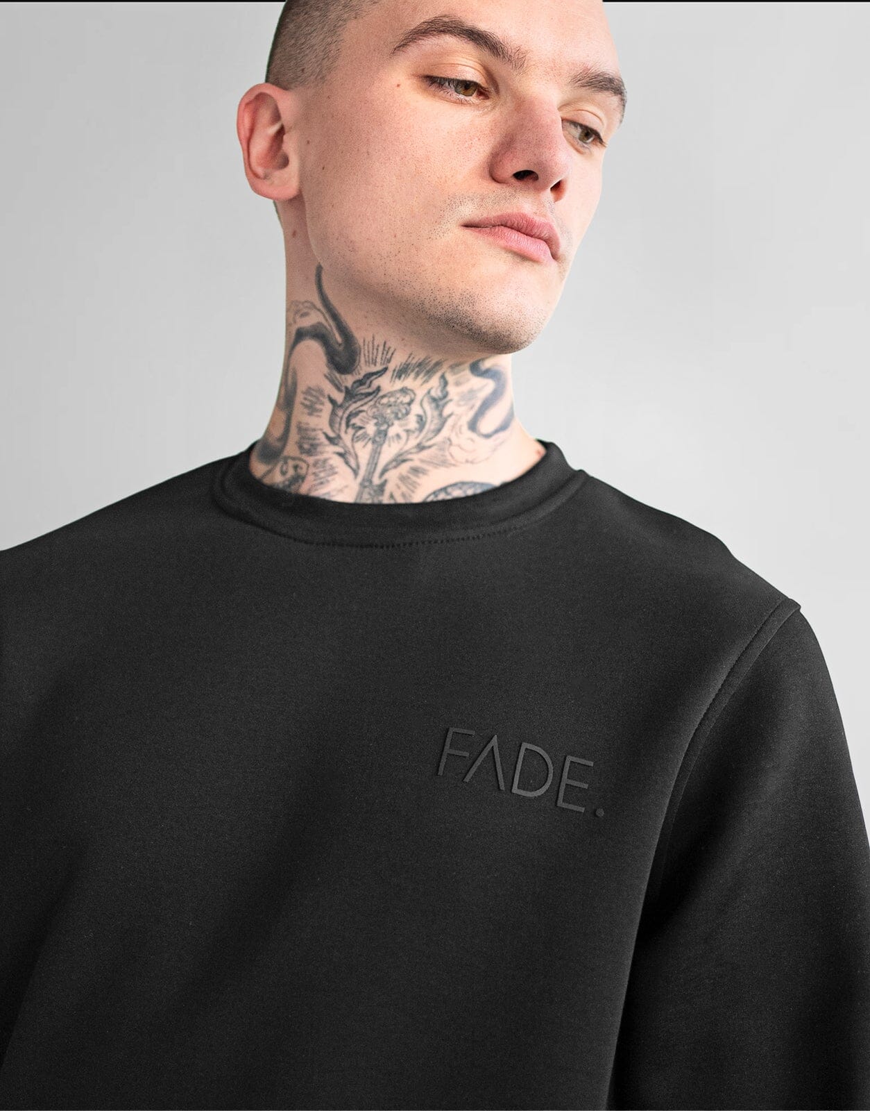 Fade Essential Sweatshirt Black - Subwear