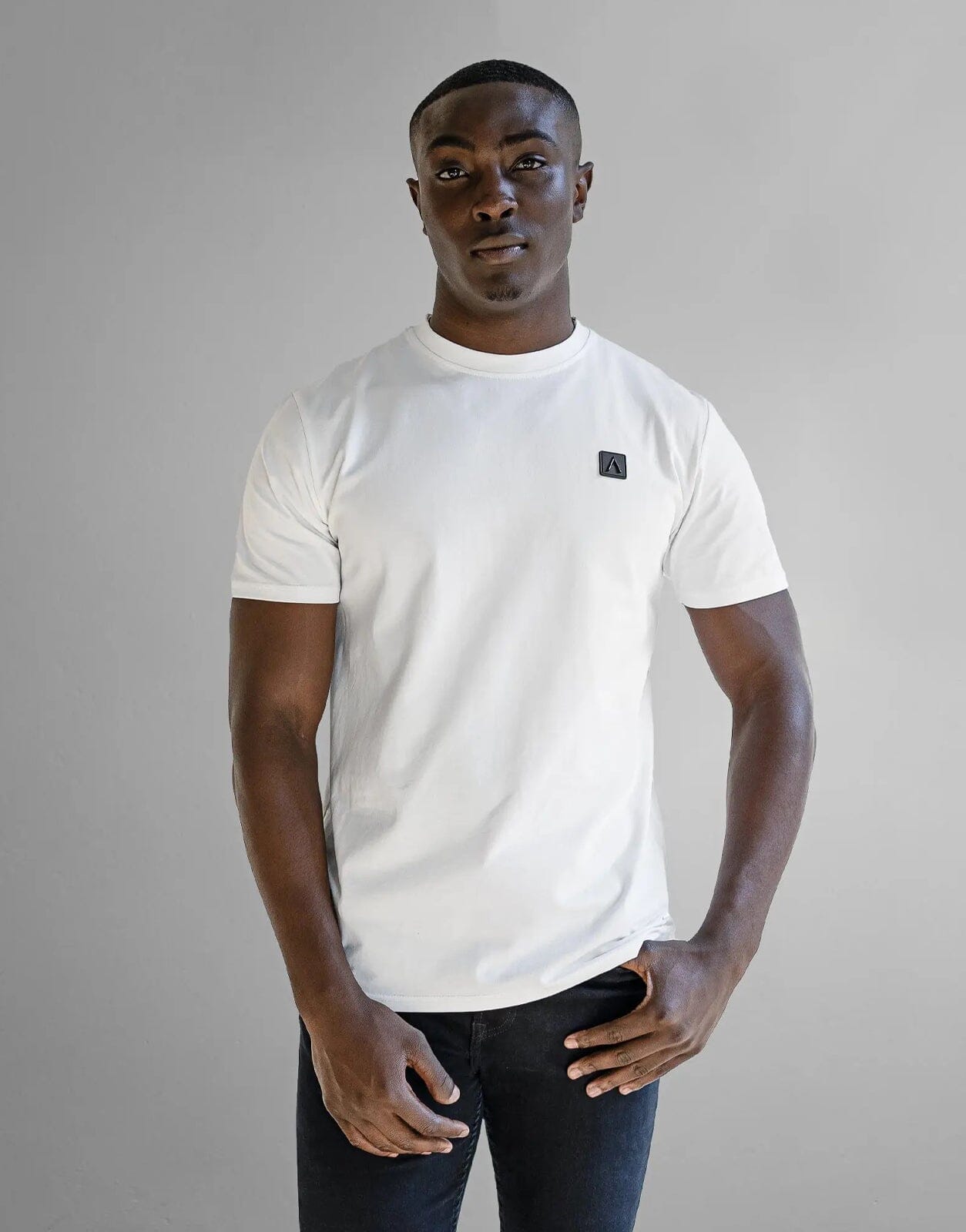 Fade Iconic Badge White T-Shirt - Subwear